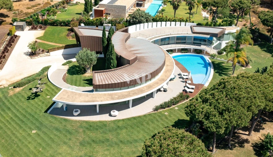 Moradia T5 para Venda em Quarteira Foto 68