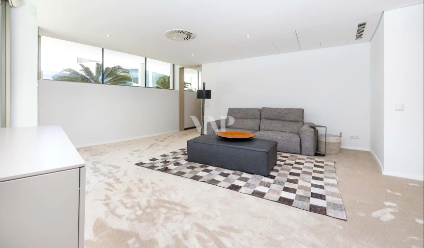 Moradia T5 para Venda em Quarteira Foto 33