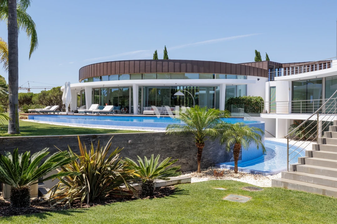 Moradia T5 para Venda em Quarteira Foto 63