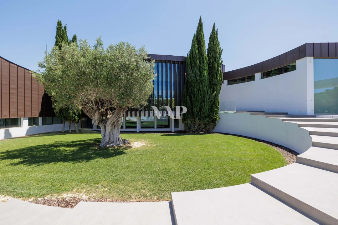 Moradia T5 para Venda em Quarteira Foto 69