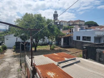 Terreno para Venda em Mafamude e Vilar do Paraíso