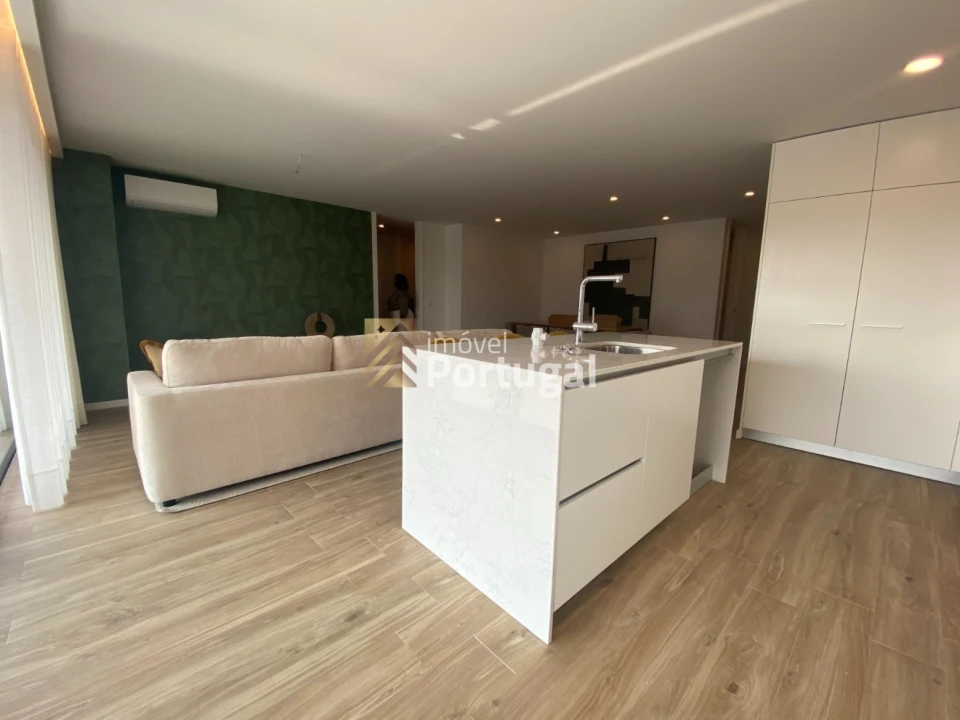 Apartamento T3 para Venda em Nogueira, Fraião e Lamaçães Foto 9