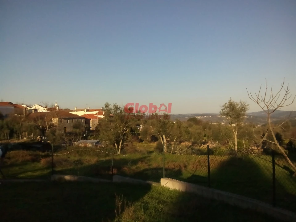 Terreno para Venda em Fragosela Foto 3