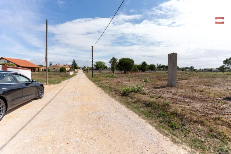 Terreno Misto para Venda em Vale de Santarem Foto 11