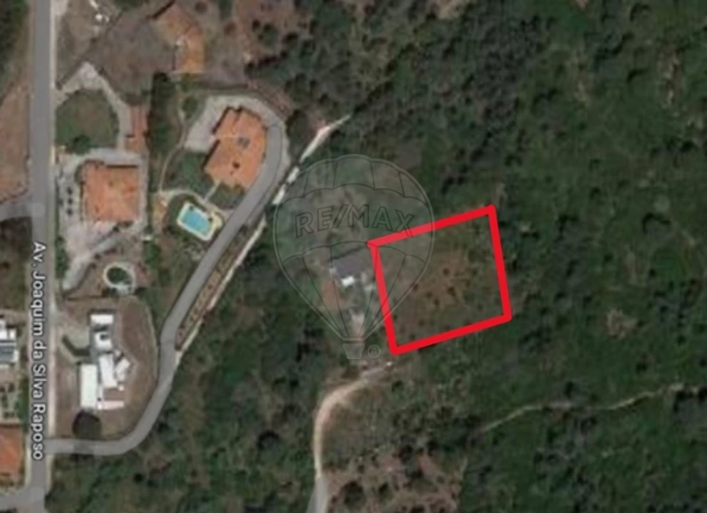 Terreno para Venda em Minde Foto 1