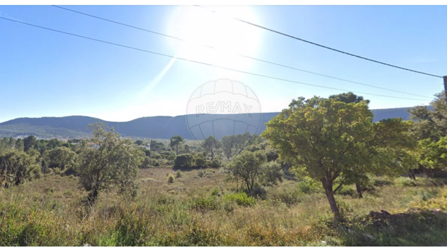 Terreno para Venda em Minde Foto 4