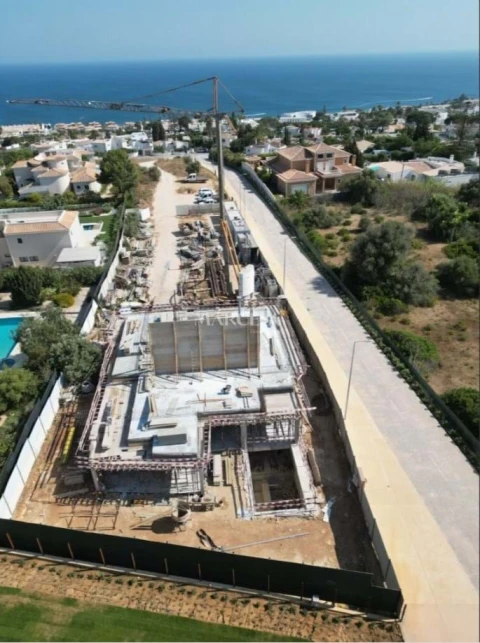 Moradia T3 para Venda em Luz