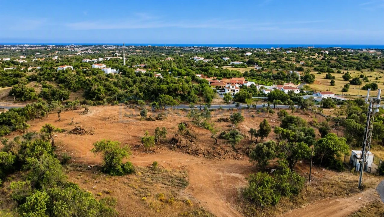 Terreno para Venda em Albufeira e Olhos de Água Foto 2