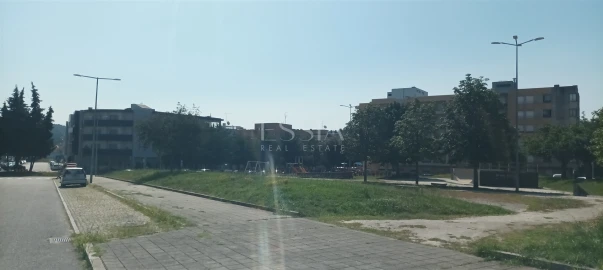 Terreno para Venda em Alfena