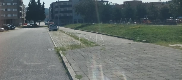 Terreno para Venda em Alfena