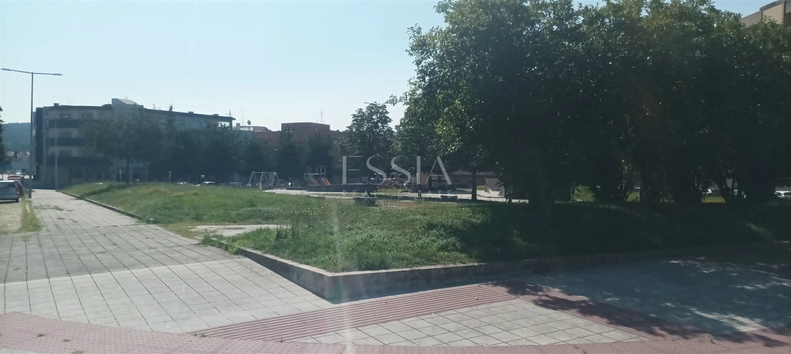 Terreno para Venda em Alfena Foto 2