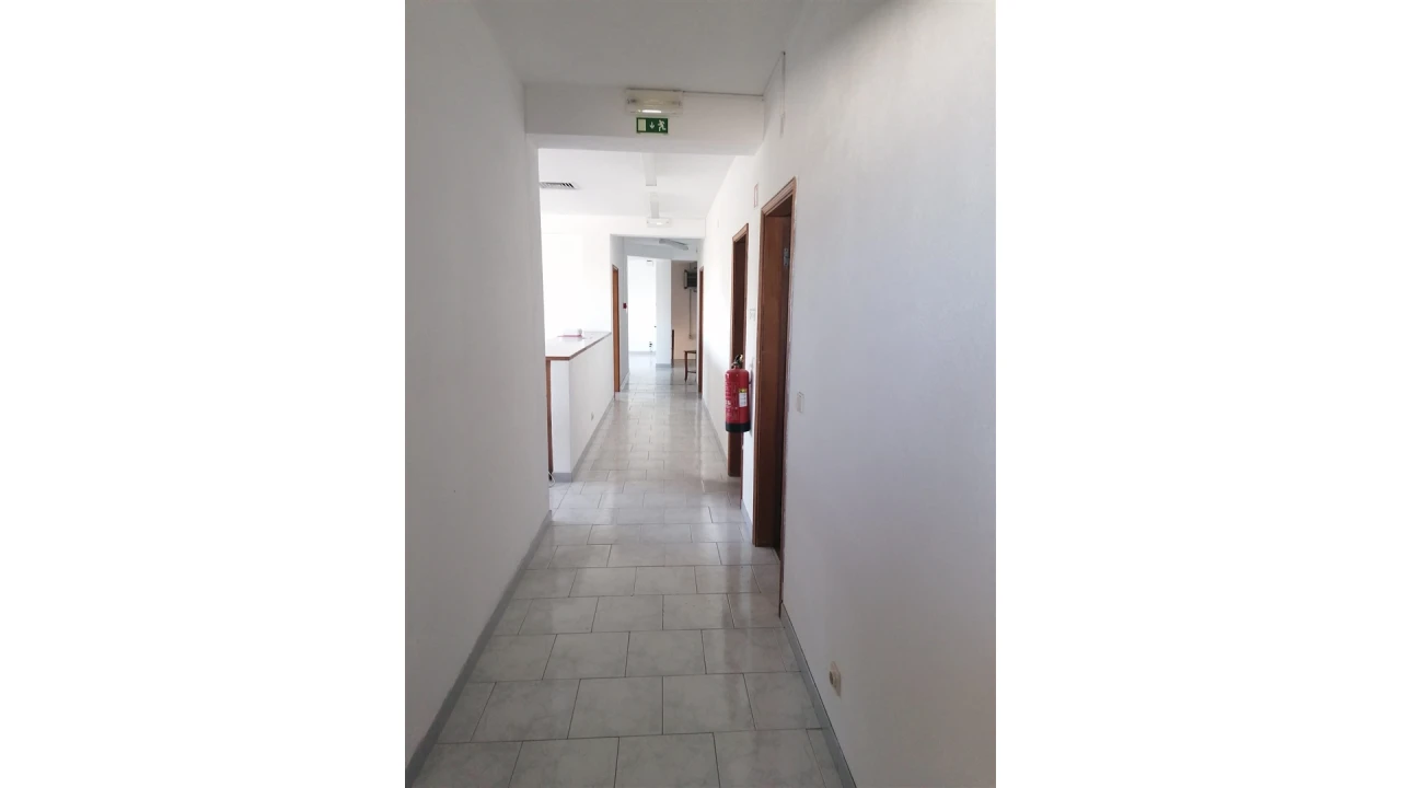 Escritório para Arrendamento em Castelo Branco Foto 15