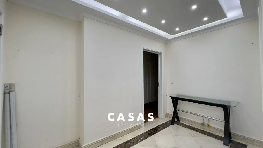 Apartamento T4 para Venda em São Martinho Foto 13