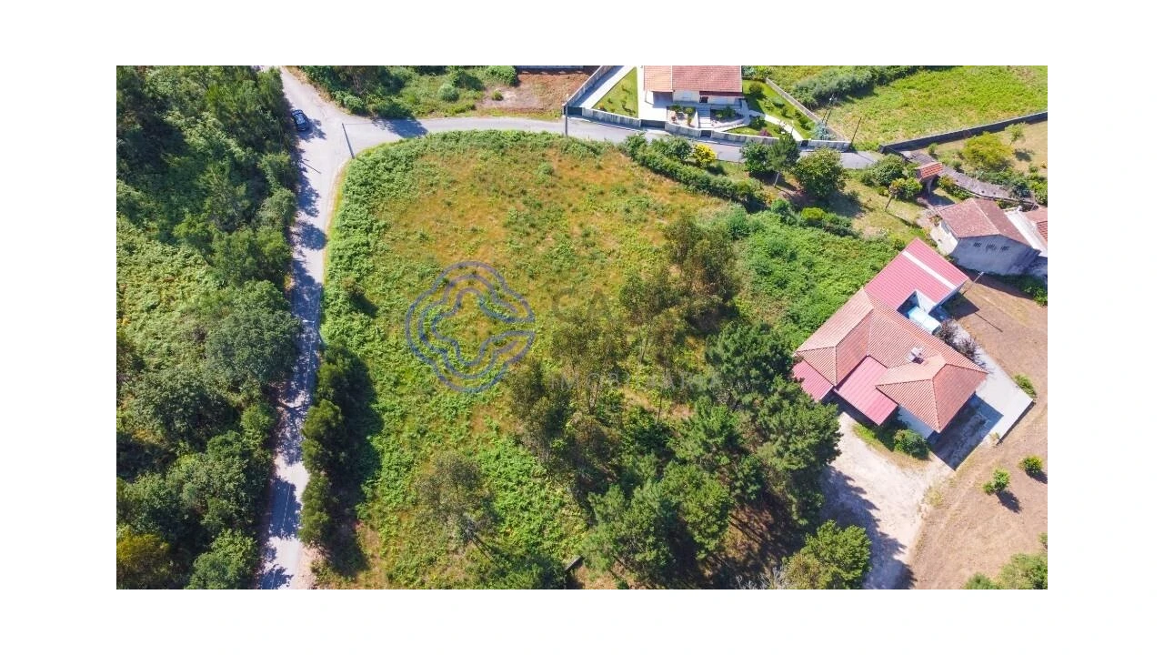 Terreno para Venda em São João de Ver Foto 3