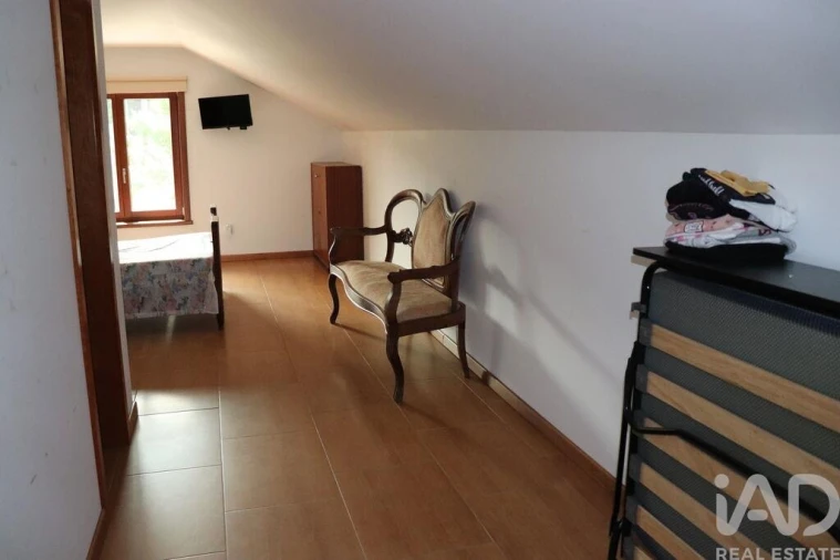 Moradia T5 para Venda em Bornes de Aguiar Foto 16