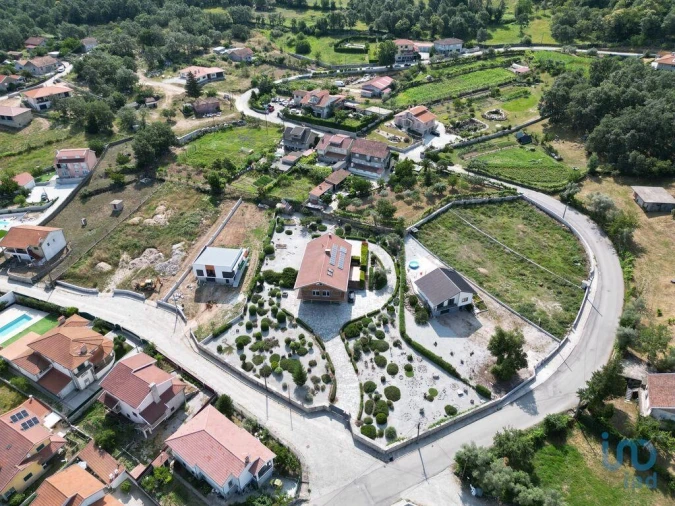 Terreno para Venda em Bornes de Aguiar Foto 8