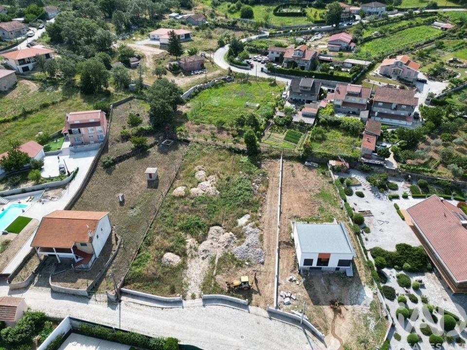 Terreno para Venda em Bornes de Aguiar Foto 19