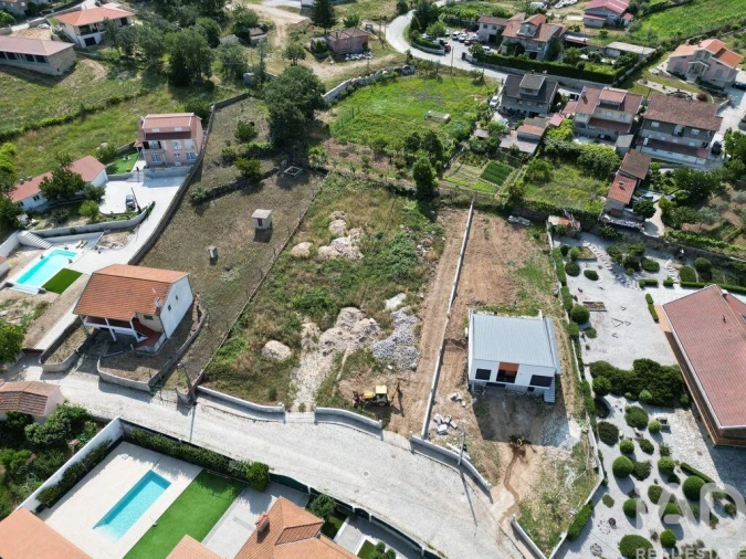 Terreno para Venda em Bornes de Aguiar Foto 18