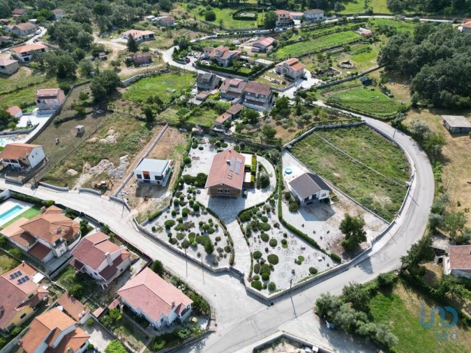 Terreno para Venda em Bornes de Aguiar Foto 9
