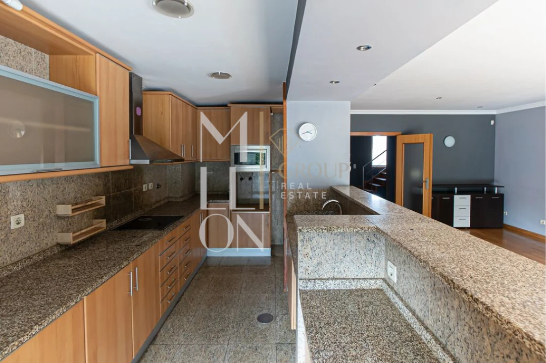 Moradia T4 para Venda em São Mamede de Infesta e Senhora da Hora Foto 19