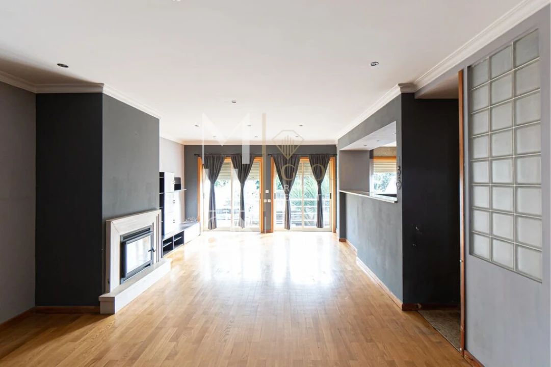 Moradia T4 para Venda em São Mamede de Infesta e Senhora da Hora Foto 12