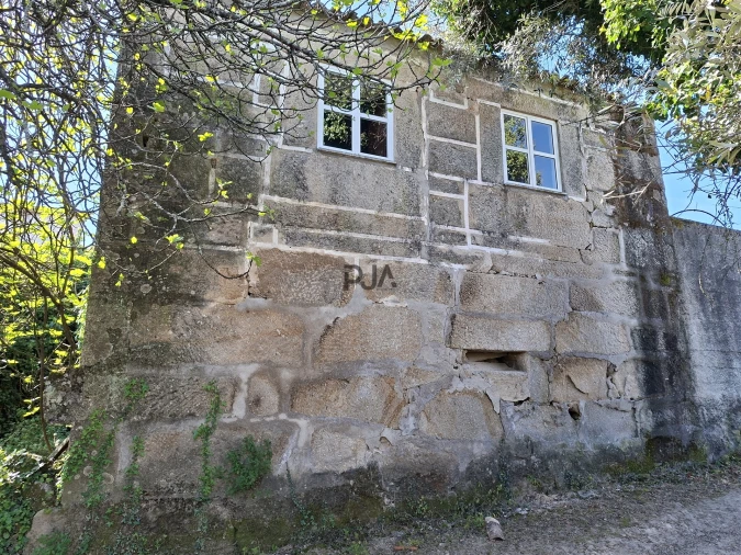 Moradia T2 para Venda em Povolide Foto 4