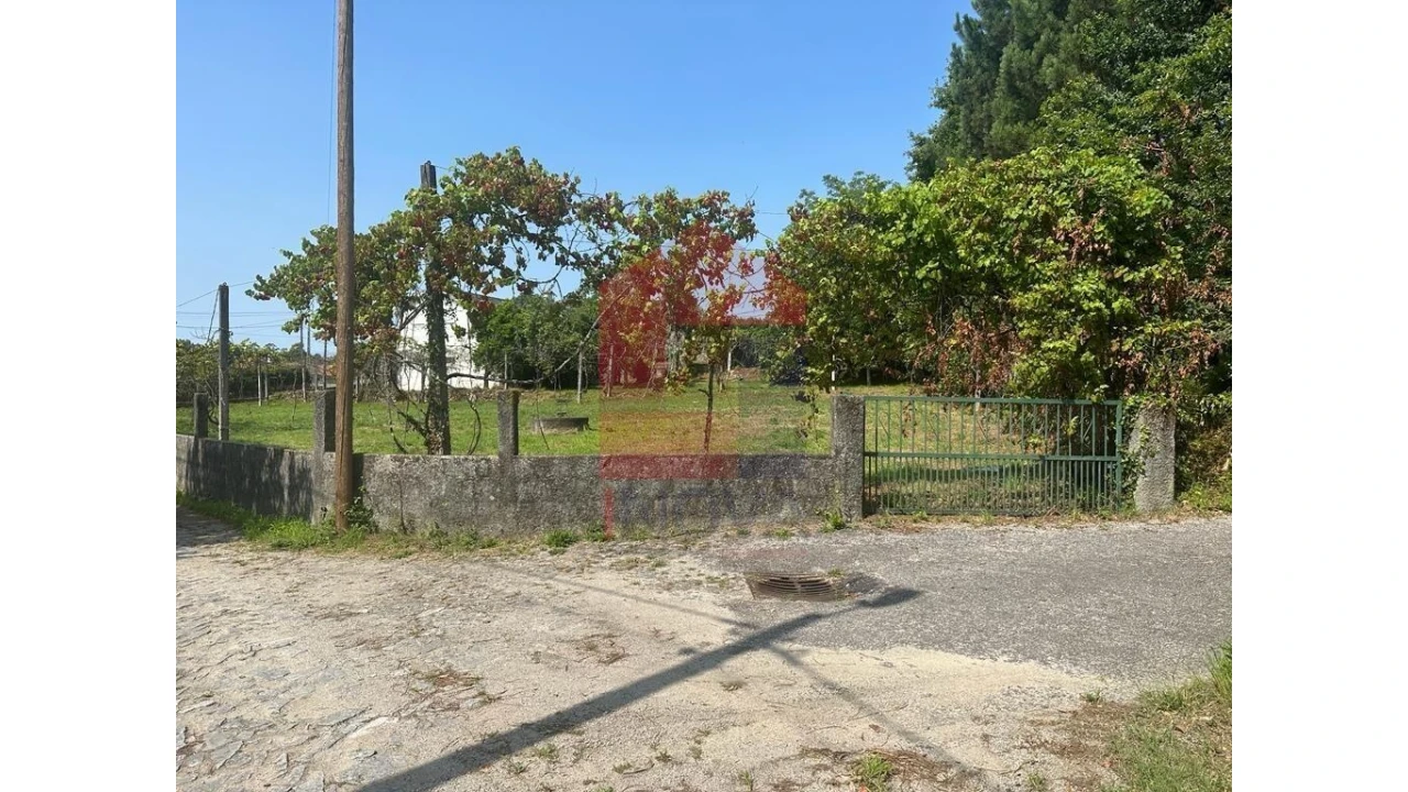 Terreno para Venda em Gême Foto 1