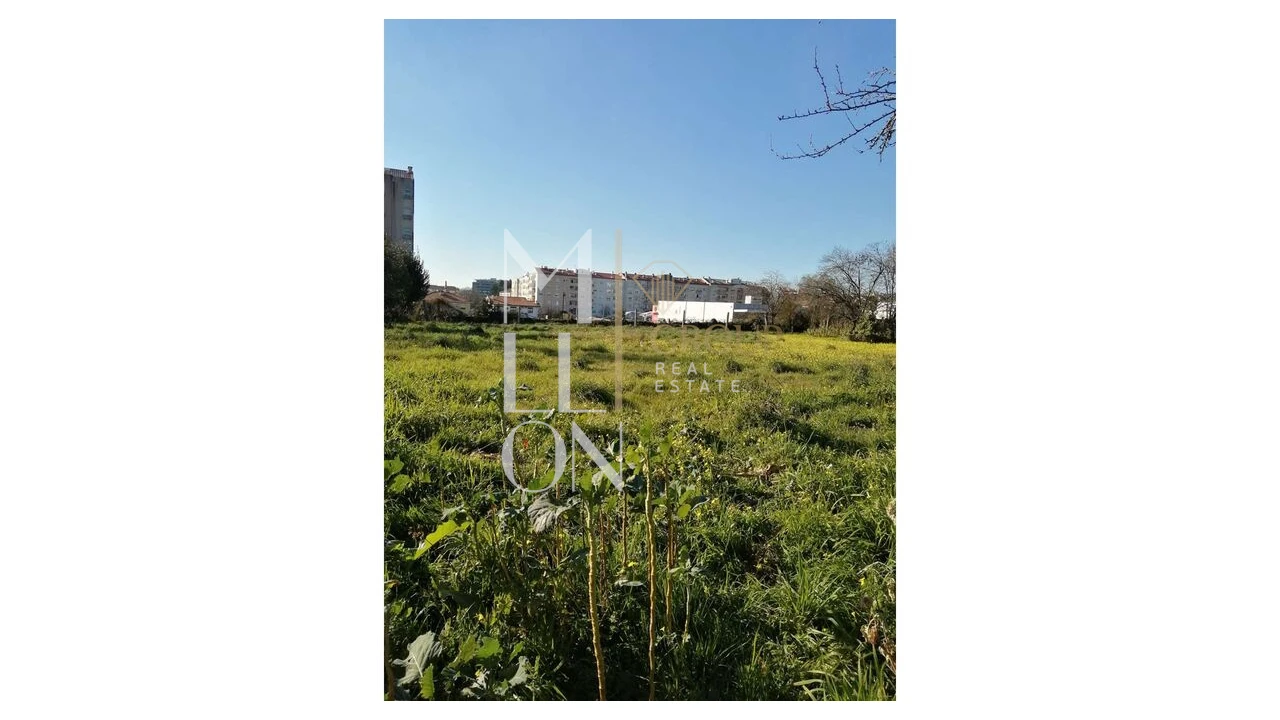 Terreno para Venda em São Mamede de Infesta e Senhora da Hora Foto 3