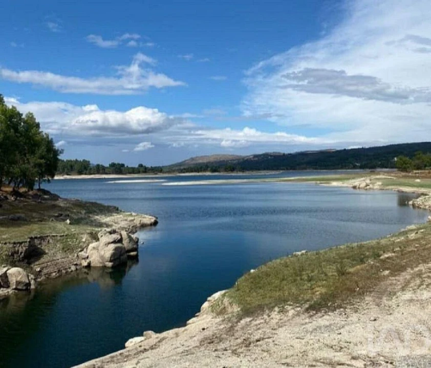 Moradia T4 para Venda em Penso e Freixinho Foto 26