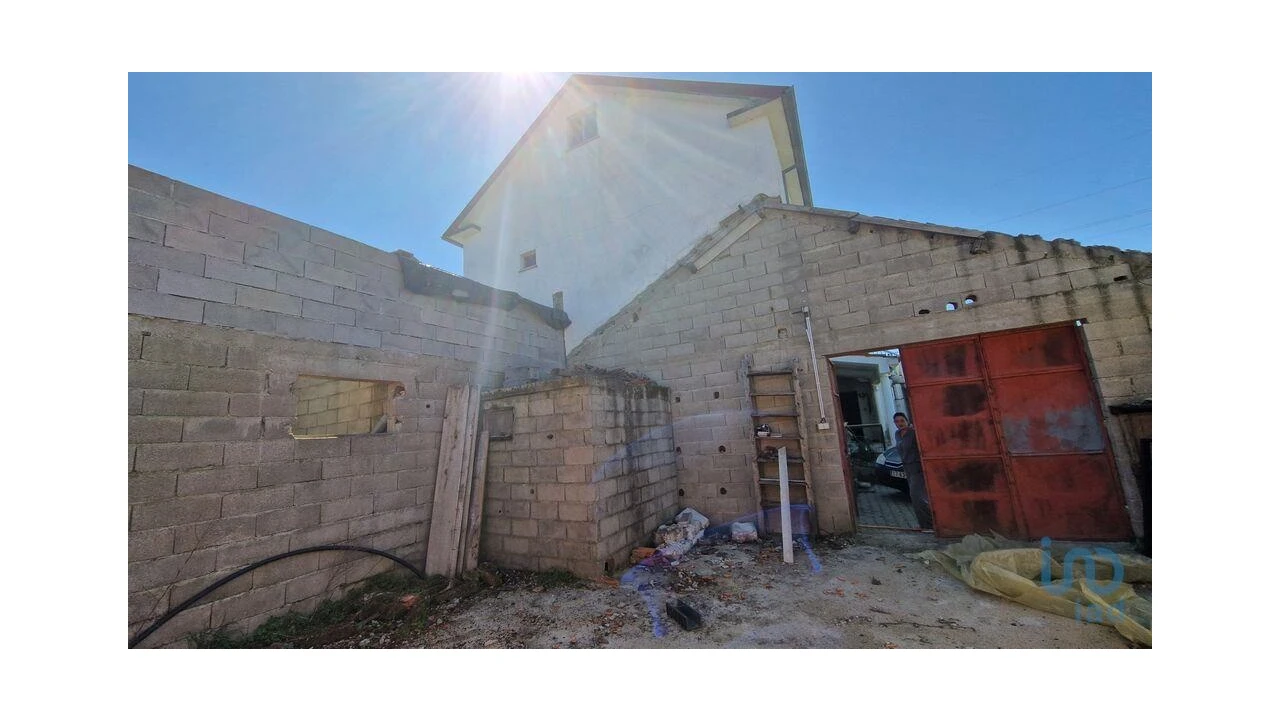 Moradia T4 para Venda em Penso e Freixinho Foto 9