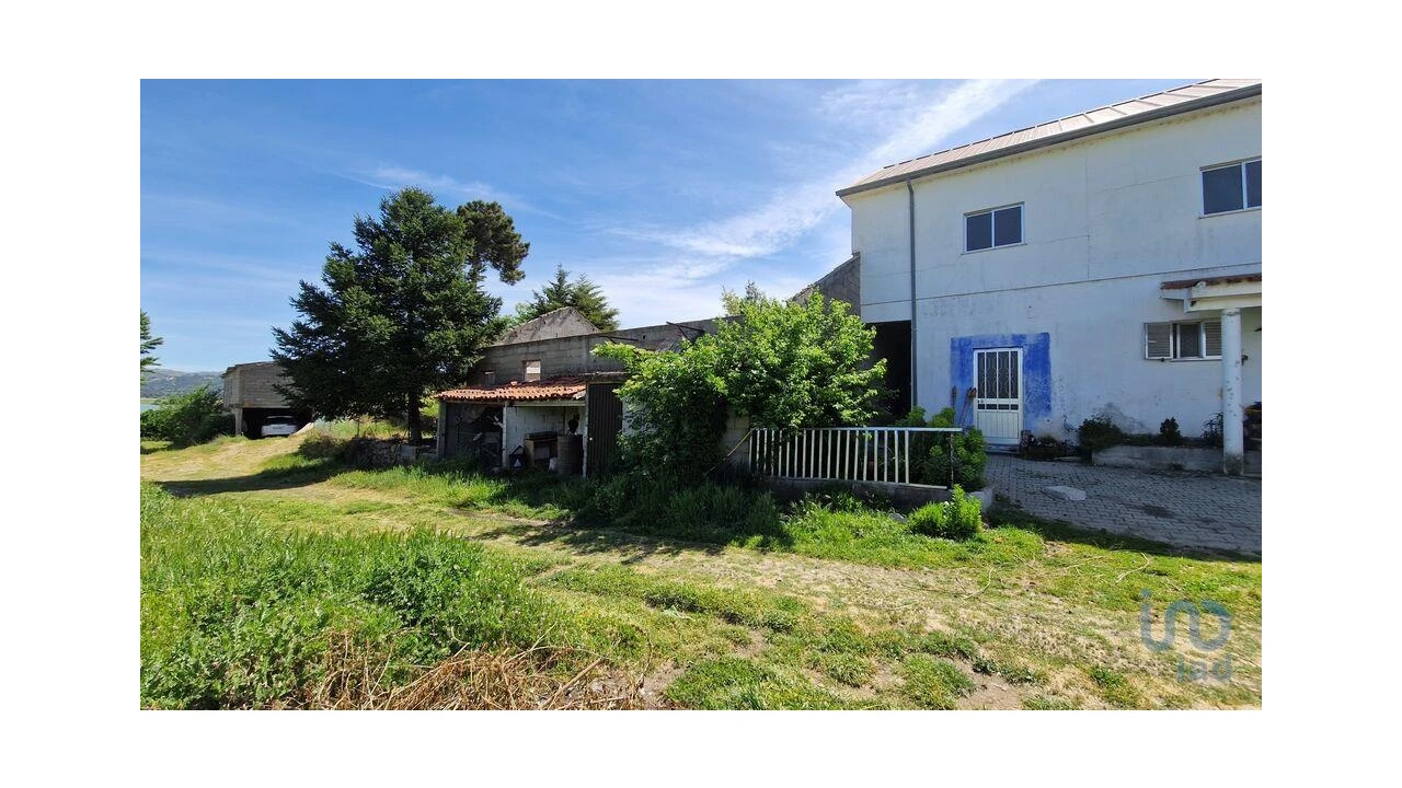 Moradia T4 para Venda em Penso e Freixinho Foto 8