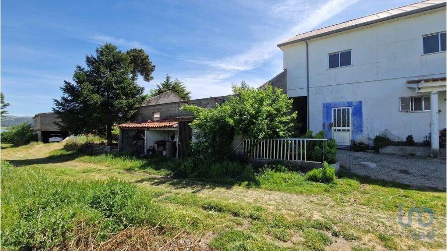 Moradia T4 para Venda em Penso e Freixinho Foto 8