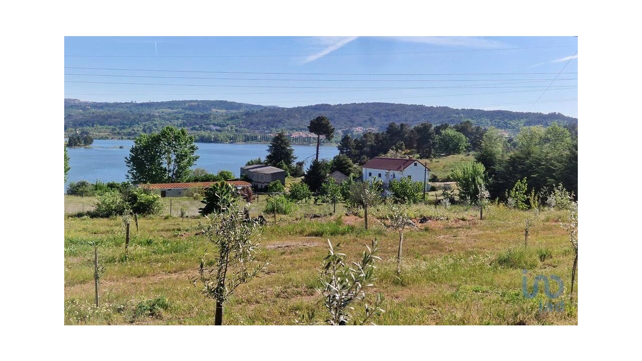 Moradia T4 para Venda em Penso e Freixinho Foto 1