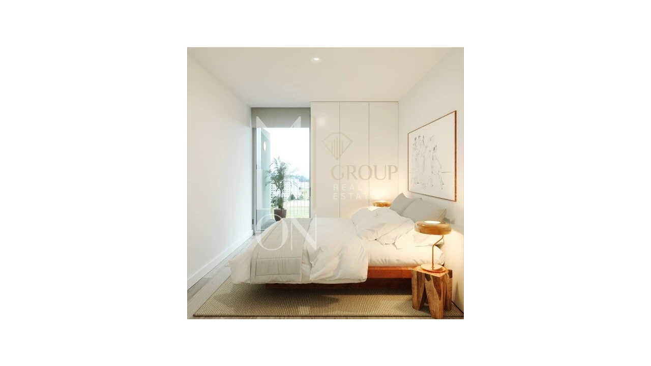 Apartamento T2 para Venda em Paranhos Foto 2