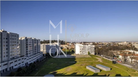 Apartamento T2 para Venda em Paranhos
