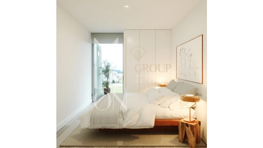 Apartamento T2 para Venda em Paranhos Foto 2
