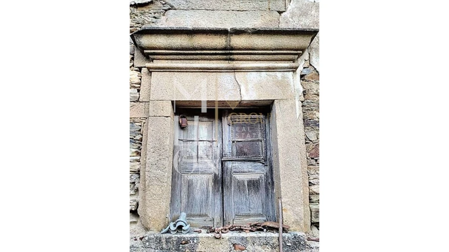 Moradia T15 para Venda em Frechas Foto 13