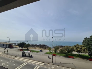 Apartamento T3 para Venda em Aldoar, Foz do Douro e Nevogilde