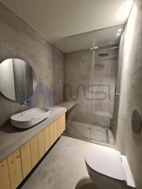 Apartamento T3 para Venda em Aldoar, Foz do Douro e Nevogilde