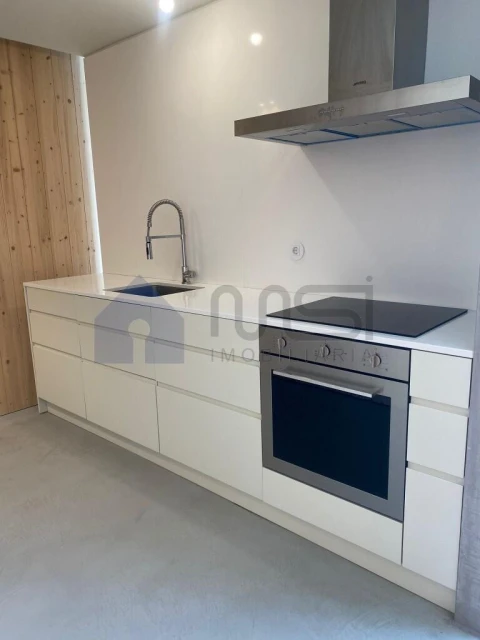 Apartamento T3 para Venda em Aldoar, Foz do Douro e Nevogilde