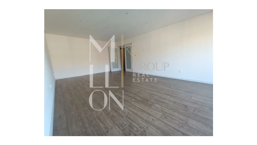 Apartamento T2 para Venda em Cedofeita, Santo Ildefonso, Sé, Miragaia, São Nicolau e Vitória Foto 9