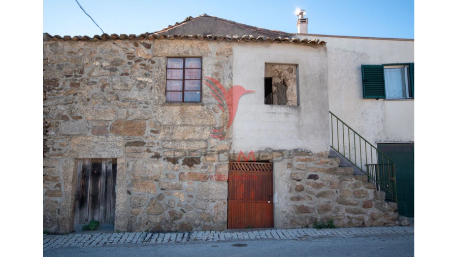 Moradia T2 para Venda em Trancoso (São Pedro e Santa Maria) e Souto Maior Foto 1