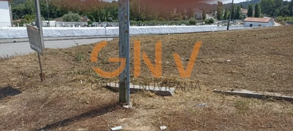 Terreno para Venda em Sandim, Olival, Lever e Crestuma