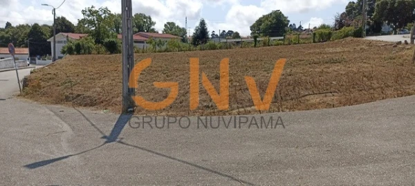Terreno para Venda em Sandim, Olival, Lever e Crestuma