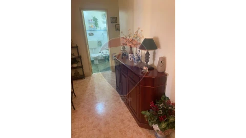 Apartamento T3 para Venda em Marvila, Ribeira Santarém, São Salvador, São Nicolau