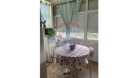 Apartamento T3 para Venda em Marvila, Ribeira Santarém, São Salvador, São Nicolau