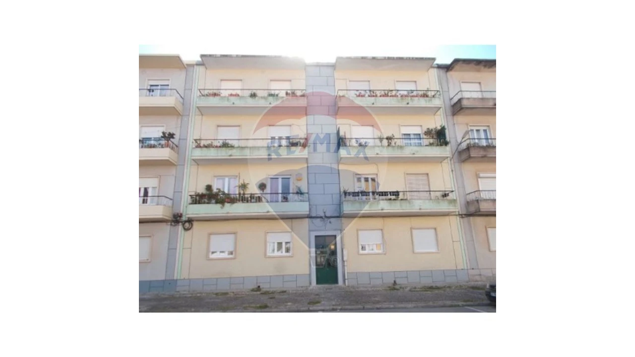 Apartamento T3 para Venda em Marvila, Ribeira Santarém, São Salvador, São Nicolau Foto 1