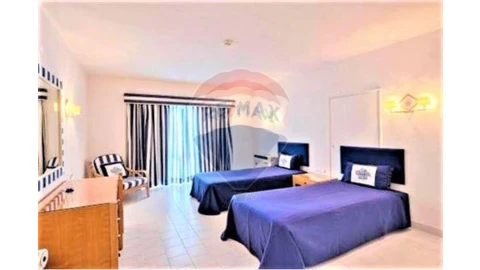 Apartamento T1 para Venda em Albufeira e Olhos de Água