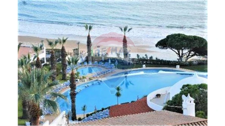 Apartamento T1 para Venda em Albufeira e Olhos de Água Foto 2