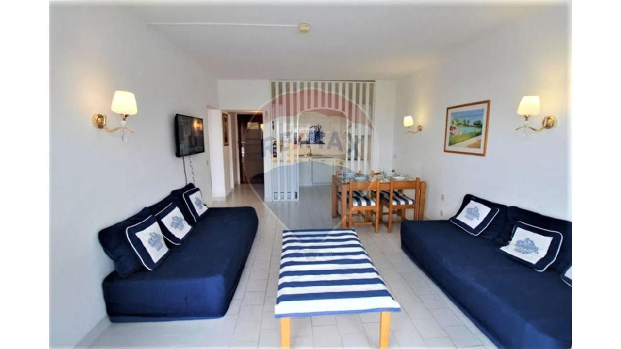 Apartamento T1 para Venda em Albufeira e Olhos de Água Foto 12